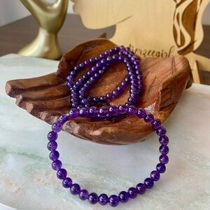 Handmade Purple Amethyst Gemstone Bead Bracelet 6mm